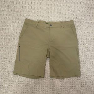 Stio mens shirts in size 38, and in excellent condition!